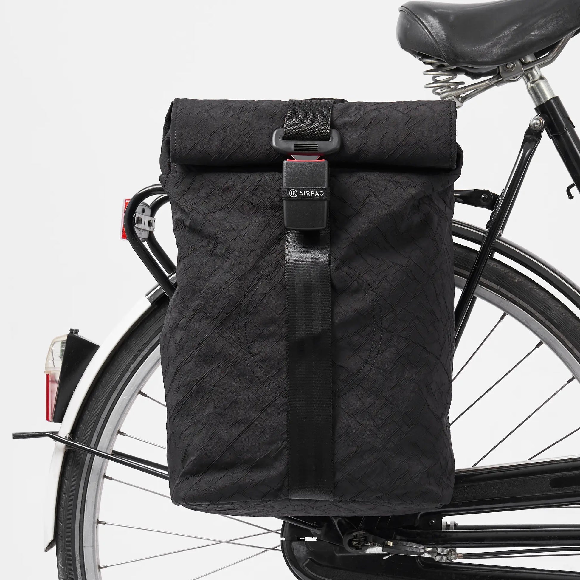 fahrradhelm am rucksack befestigen Fahrradhaken – Airpaq GmbH