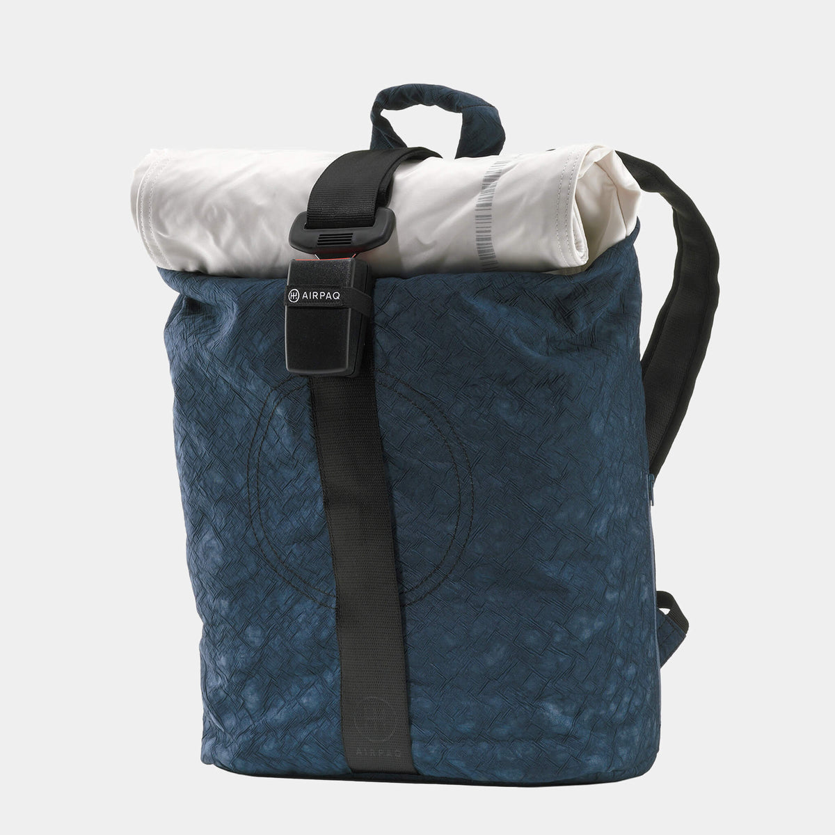 Rucksack Rolltop – Weiße Rolle - Airpaq GmbH